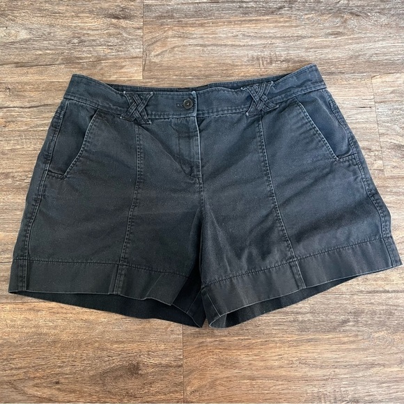 Ann Taylor Loft Black Mid Rise 100% Cotton Shorts Size 10 - Picture 1 of 7